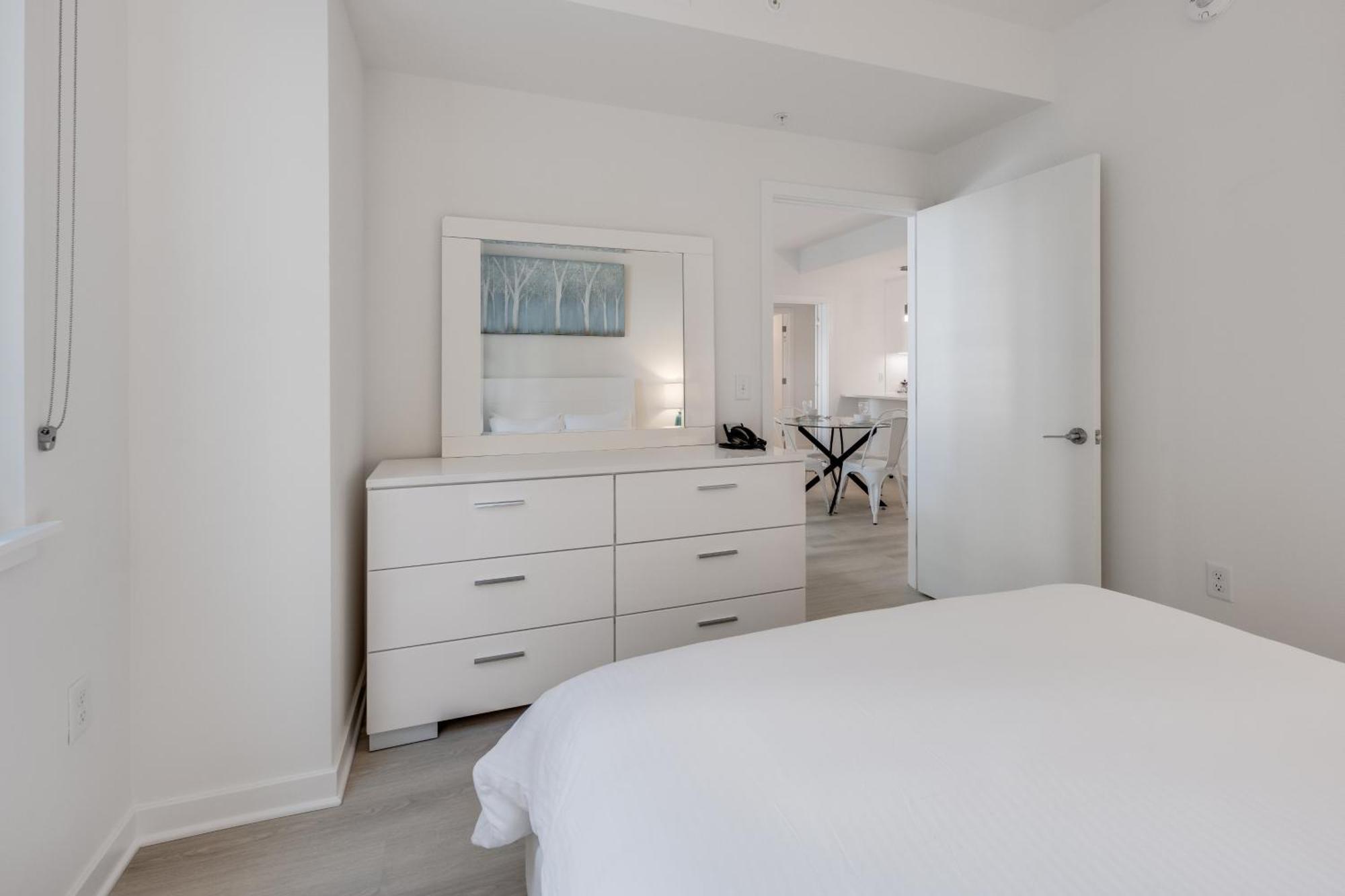 Global Luxury Suites At Capitol Hill Washington Room photo